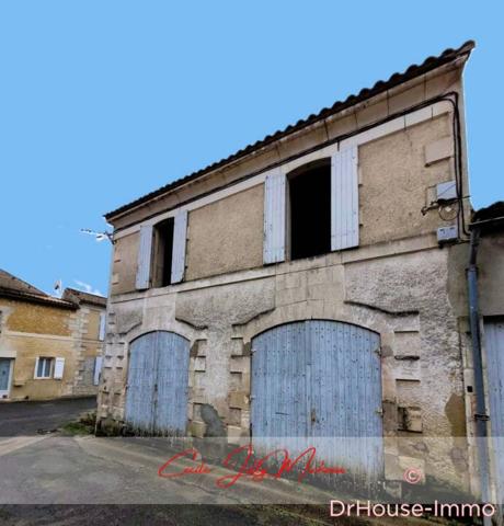 Maison à vendre 4 pièces de 237 m²