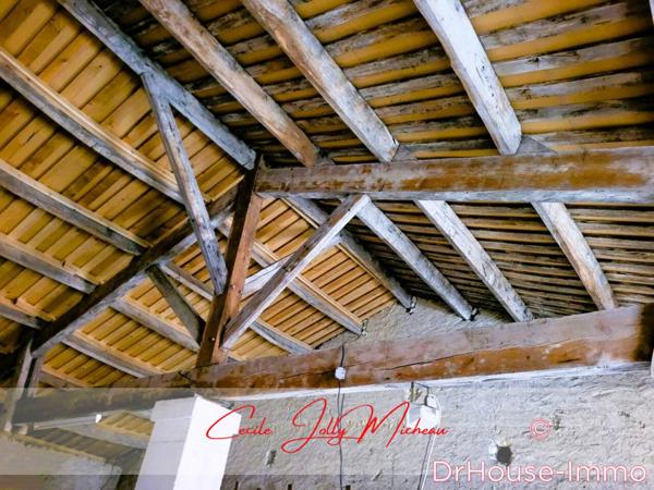 Maison à vendre 4 pièces de 237 m²
