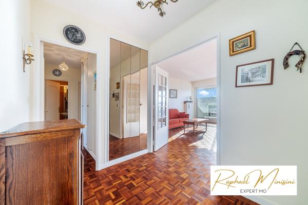 Marly-le-Roi (78160) Domaine de Montval – 4 pièces lumineux en étage élevé, balcons, vue dégagée