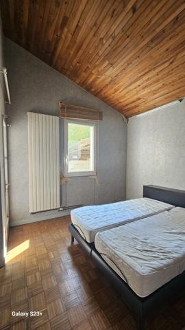 GRANDE MAISON FAMILIALE A RENOVER