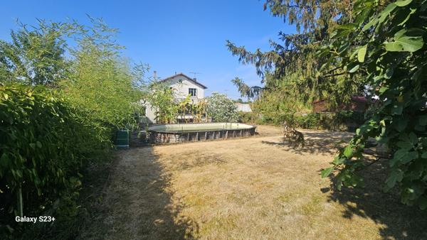 GRANDE MAISON FAMILIALE A RENOVER