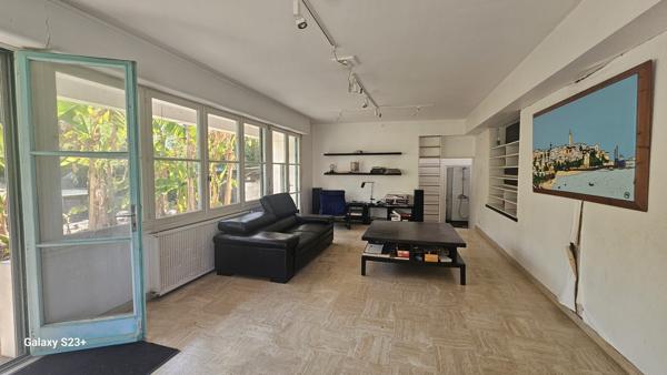 GRANDE MAISON FAMILIALE A RENOVER
