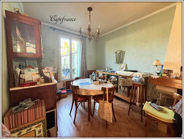 Maison à vendre 5 pièces sur 390 m².