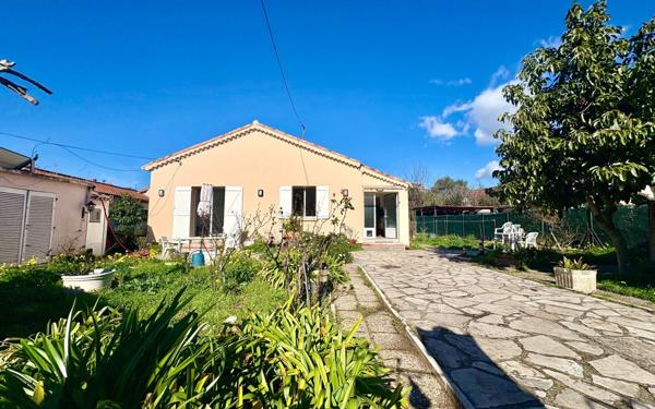 Maison à vendre    4 pièces •  Le Cannet