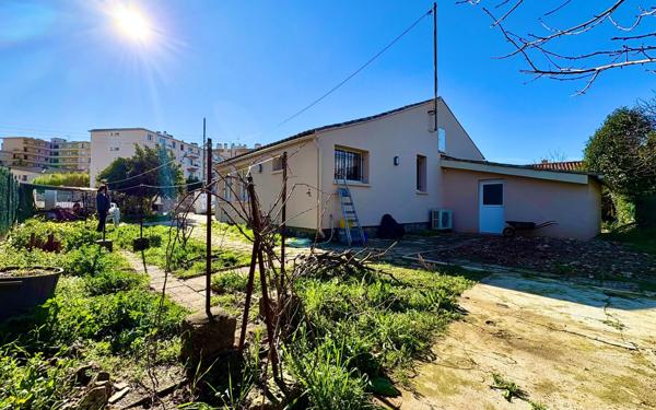 Maison à vendre    4 pièces •  Le Cannet