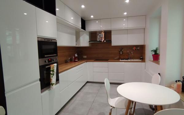 Maison à vendre    3 pièces • 120 m2 Rogny-les-Sept-Écluses