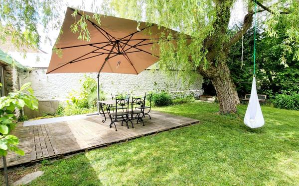 Maison à vendre    3 pièces • 120 m2 Rogny-les-Sept-Écluses