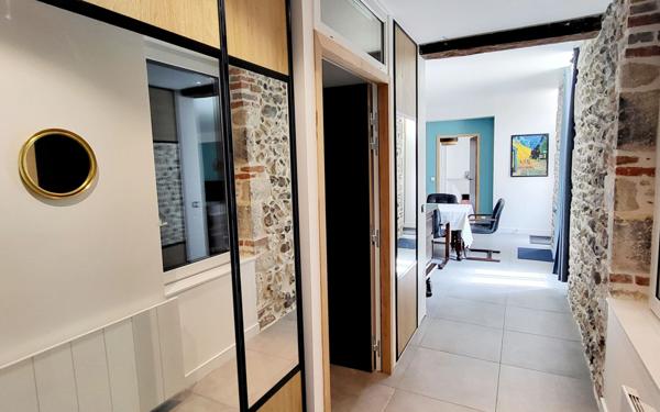 Maison à vendre    3 pièces • 120 m2 Rogny-les-Sept-Écluses