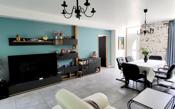 Maison à vendre    3 pièces • 120 m2 Rogny-les-Sept-Écluses