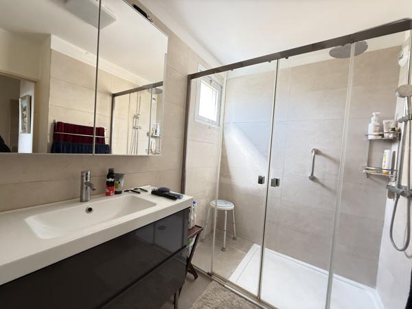 Montpellier (34000) Appartement 4 pièces 2 places de parking et cave Montpellier Antigone