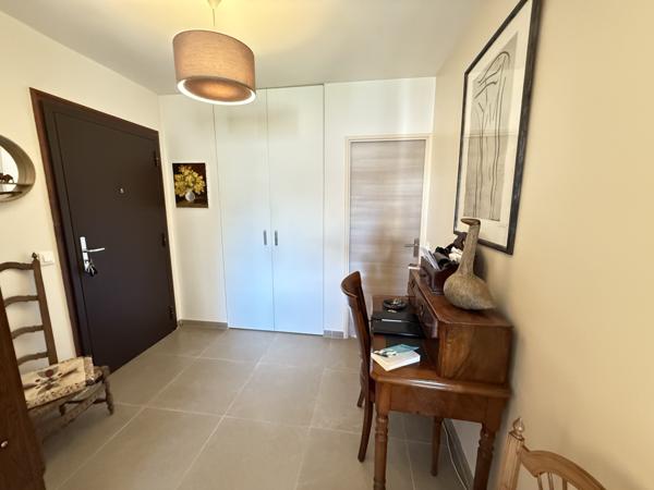 Montpellier (34000) Appartement 4 pièces 2 places de parking et cave Montpellier Antigone