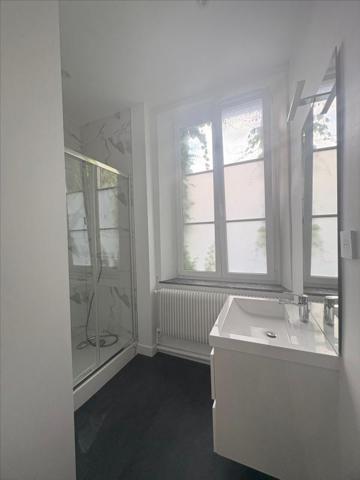 Location 5 Pieces 150 54000 Nancy 13606