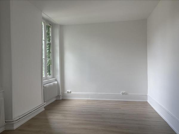 Location 5 Pieces 150 54000 Nancy 13606