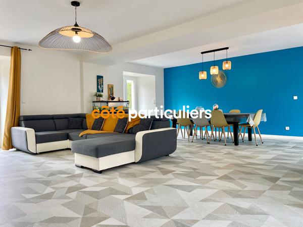 Vente Maison190 m² - 7 Pièces - SAINT SAUVEUR VILLAGES (50490)