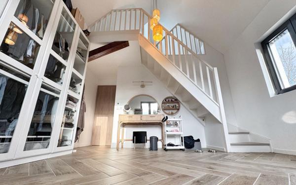 Maison à vendre    4 pièces • 145 m2 Ostwald