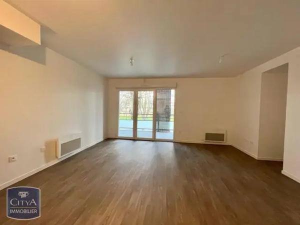 Appartement à louer 3 pièces 62.58m² Chartres (28000)
