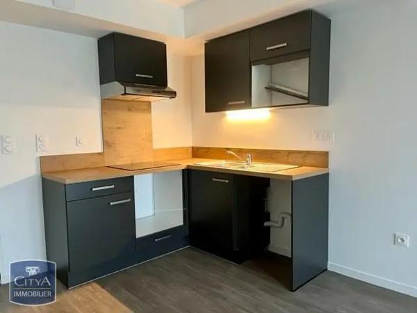 Appartement à louer 3 pièces 62.58m² Chartres (28000)