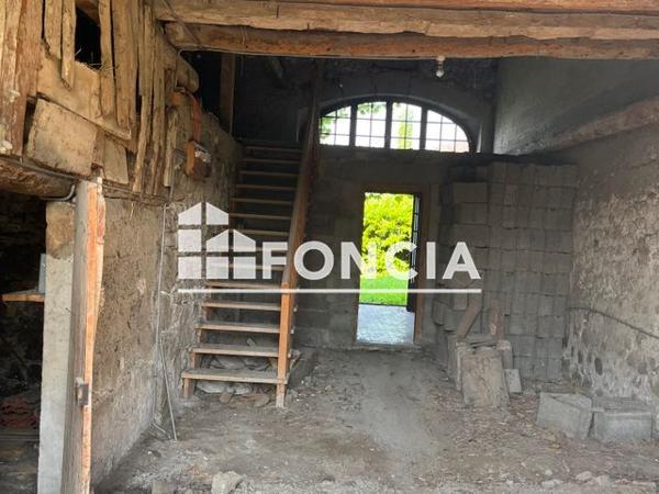 À vendre Maison 6 pièces 235 m² - Saint-ismier 38330