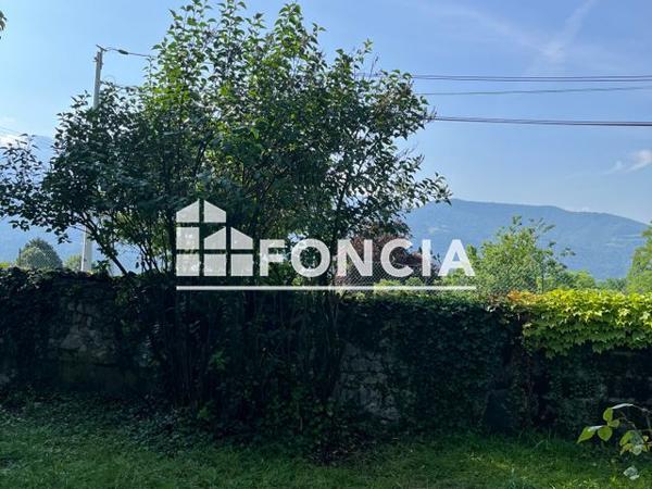 À vendre Maison 6 pièces 235 m² - Saint-ismier 38330