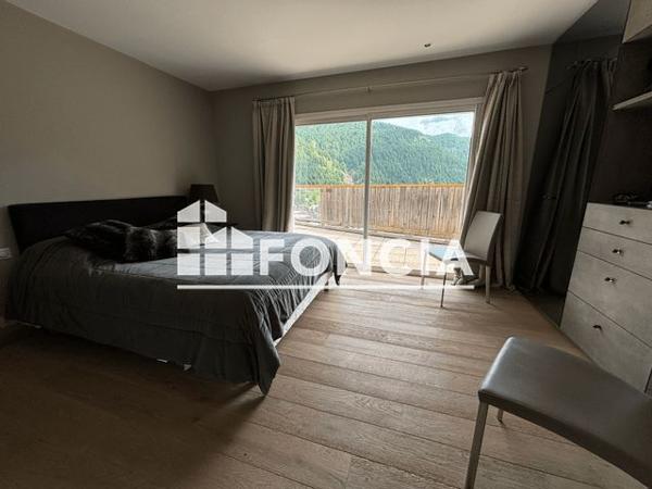 À vendre Appartement 5 pièces 131 m² - La Foux D'allos 04260