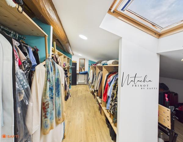 Maison 150 m² + cabinet indépendant rénové 60 m² – Visite 3D