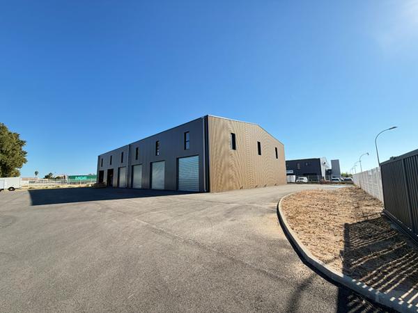 Location local d'activité neuf à Lucciana, proche aéroport Bastia-Poretta