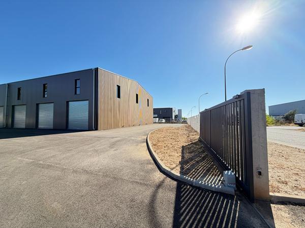Location local d'activité neuf à Lucciana, proche aéroport Bastia-Poretta