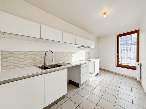 À vendre : Appartement 4 pièces à Bordeaux, secteur Belcier