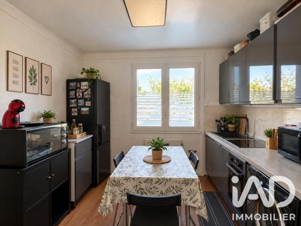 Maison à vendre 4 pièces 77 m² Laroque-d'Olmes