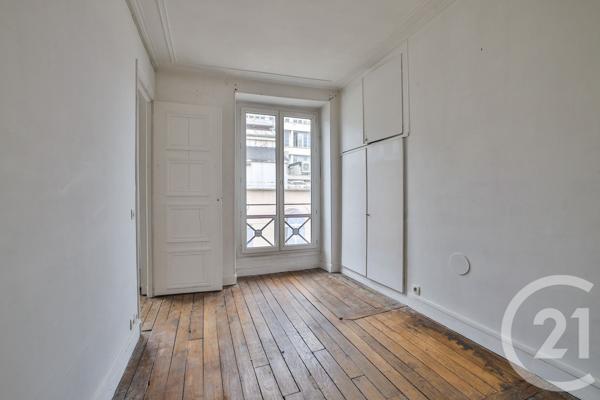 Appartement F6 à vendre  5 pièces - 121,60 m2 PARIS - 75009