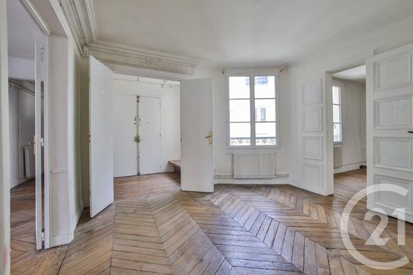 Appartement F6 à vendre  5 pièces - 121,60 m2 PARIS - 75009