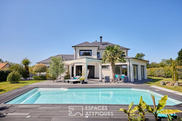 Contemporaine de caractère avec piscine