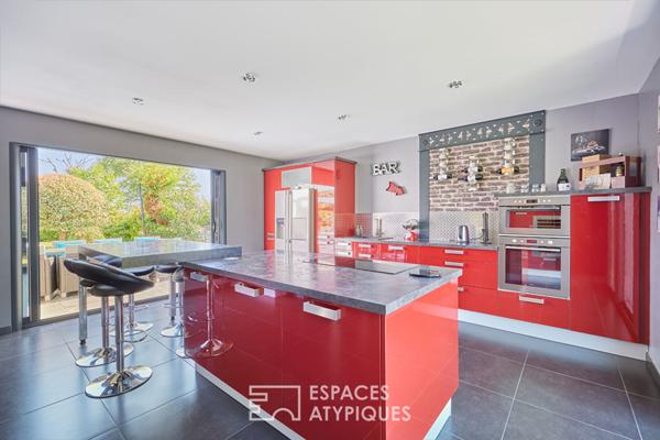 Contemporaine de caractère avec piscine