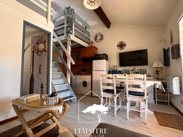 Villa dans une résidence avec piscine