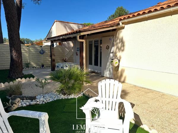 Villa dans une résidence avec piscine