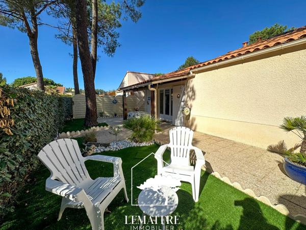 Villa dans une résidence avec piscine