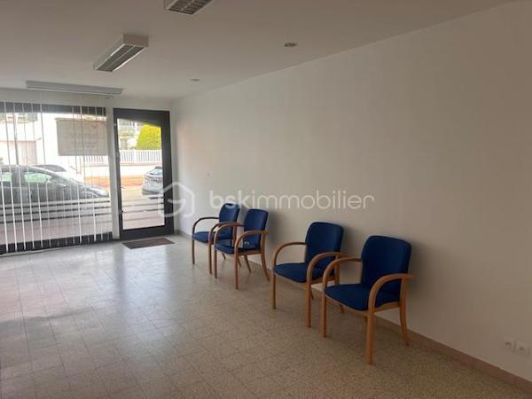 Local d activites de 47,10 m²