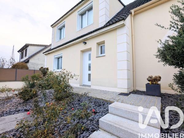 Maison à vendre 6 pièces 112 m² Brie-Comte-Robert