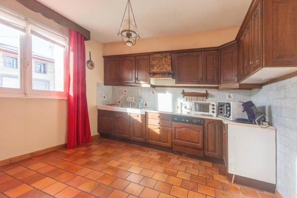Vente Maison 9 pièces 196 m2 à Pont-du-Château