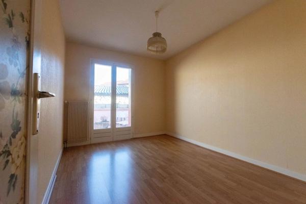 Vente Maison 9 pièces 196 m2 à Pont-du-Château