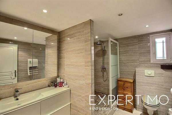 Fuveau (13710) Villa 5 chambres vue sainte Victoire sur 2 Logements