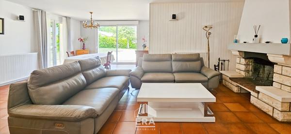 LE PIAN MEDOC 33290 - Maison de plain-pied 115m² sur 1000 m² de terrain - CALME ET ARBORE