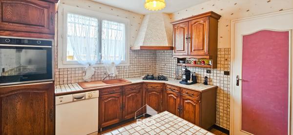 LE PIAN MEDOC 33290 - Maison de plain-pied 115m² sur 1000 m² de terrain - CALME ET ARBORE