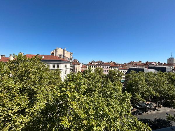 Appartement 1 pièce 45 m² LYON