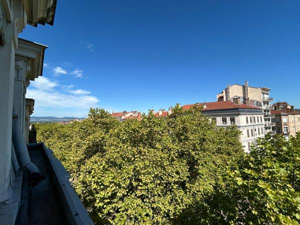 Appartement 1 pièce 45 m² LYON