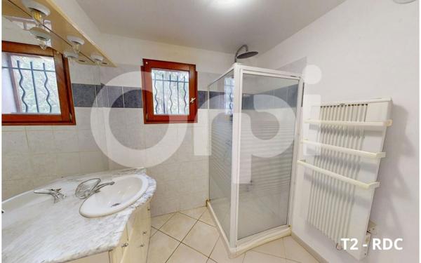 Maison à vendre    6 pièces •  Cuers