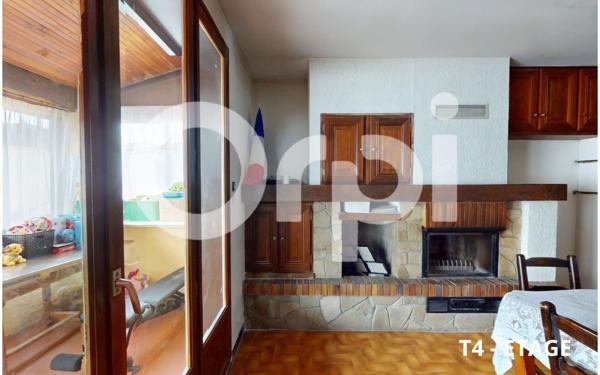 Maison à vendre    6 pièces •  Cuers