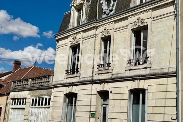 Maison à vendre 9 pièces de 212 m² à Levroux