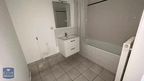 Appartement à louer 3 pièces 76.59m² Mulhouse (68100)