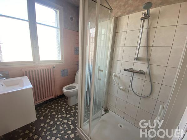 Maison à vendre à Châteaudun - 4 pièces, 3 chambres